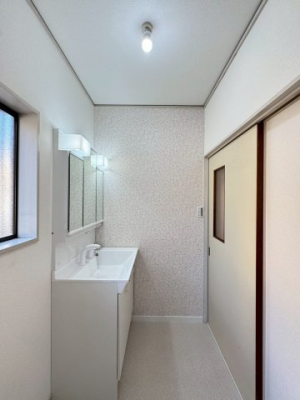  ʒEߏ͂ƂXy[XŎg₷łB