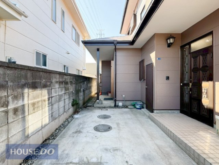  ���ԏ�1��B�ߗׂɒ���_�񒓎ԏꂠ��