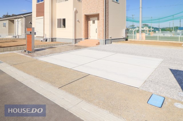  yԃXy[Xznʐ^BƂԃXy[XłB