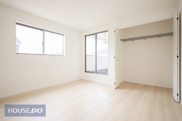 �Q�� �y�Q���z���n�����ʐ^�B���邢�̌��̓����Q���ł��B