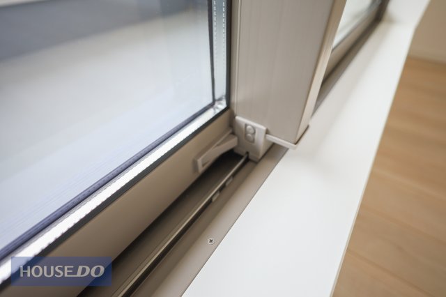  �y�h�Ɛݔ��z���n�����ʐ^�B�Q�d�ň��S�̃_�u�����b�N�B