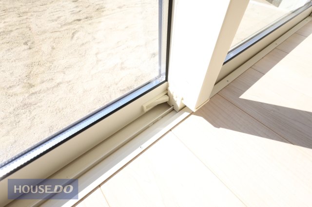  �y�h�Ɛݔ��z���n�����ʐ^�B�Q�d�ň��S�̃_�u�����b�N�B