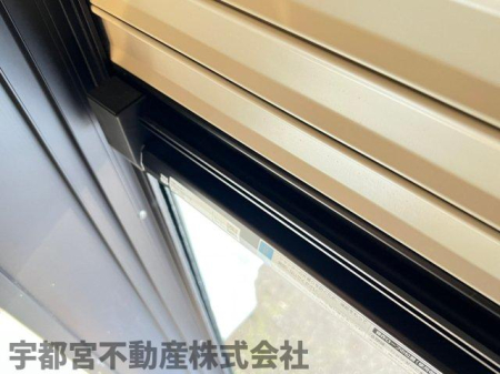 ���̑� �V���b�^�[�i�ʐ^�͓��d�l�ʐ^�j