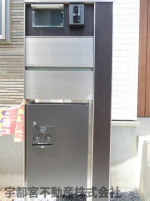 ���̑� �X�փ|�X�g�i�ʐ^�͓��d�l�ʐ^�j