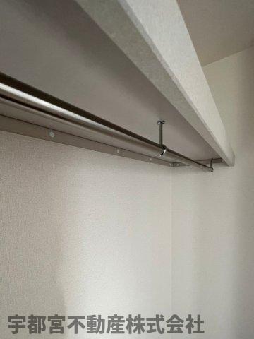 ���̑� �N���[�[�b�g�n���K�[�p�C�v�i�ʐ^�͓��d�l�ʐ^�j