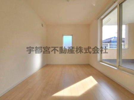 �Q�� �y�Q���z