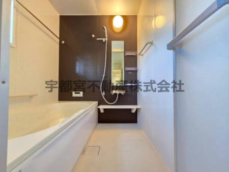 ���� �y�����z��؃T�C�Y�̍L�X�o�X���[���B�����������L�΂��āA����̔���c��������܂��B