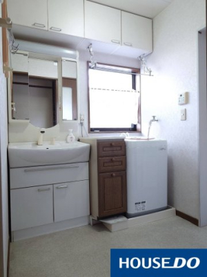  �E�ߏ����L���A�g������ǍD