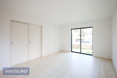 ���r���O �y���r���O�z��؂ȉƑ��Ɖ߂����ꏊ������A�K������ލL������������m�ہ��������̂�������ŁA�C���e���A�̃R�[�f�B�l�[�g���y�����Ȃ�܂��ˁI