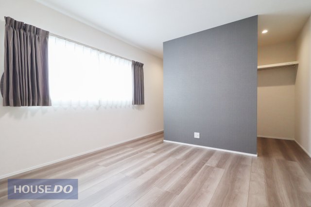 �Q�� �y�Q���z���n�����ʐ^�B���邢�̌��̓����Q���ł��B