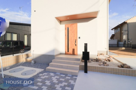  �y�G���g�����X�z���n�����ʐ^�B�������Ƃ������ցB���s���̂���|�[�`�ŉJ�̓������S�ł��B