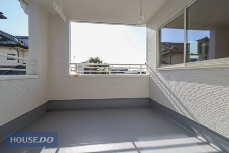 �o���R�j�[ �L�X�o���R�j�[�ł��z�c����󕨂��������񊱂��邾���łȂ��A���͂̎������C�ɂ����Ƀv���C�x�[�g�Ȏ��Ԃ��߂��������b�N�X��ԂƂ��Ă��g���܂��ˁ�