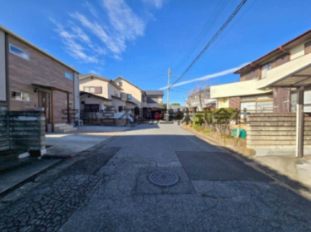 ���̑� �����܂ő������́A���ʂ����ǂ��������Ƃ�������6.0m�̌����B�ՐÂȏZ��X�̂Ȃ��ł��A���ɊJ�����ƐÂ������ۗ��D���n�����̊����������B