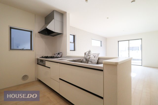 �L�b�`�� �y�L�b�`���z���|�������N���N�ȃV�X�e���L�b�`���B�򐅋@�\�����p�\�B�Ƒ��̉�b���e�ރJ�E���^�[�L�b�`���͏����Ȃ��q�l�����Ă����S���Ē������o���܂��I