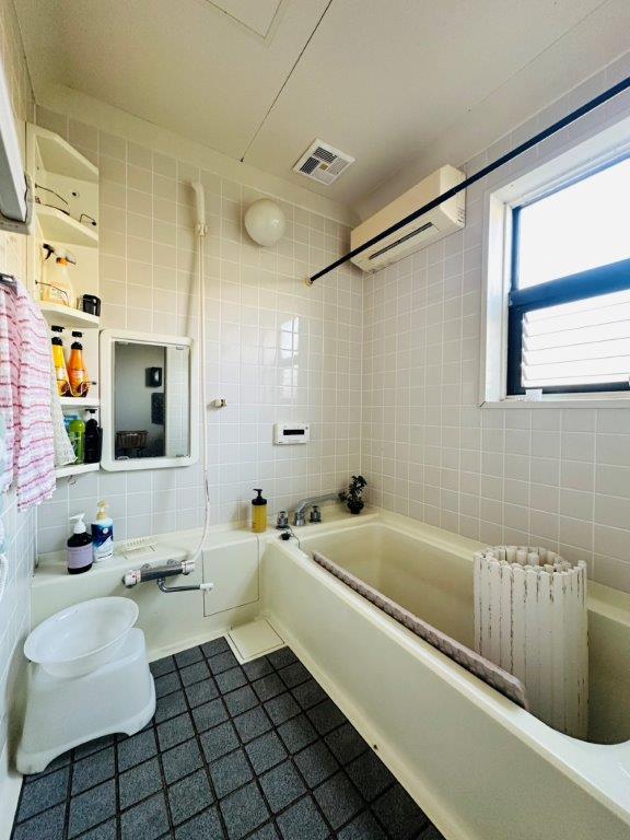 ���� �������Ƃ��������C�Ŗ����̔����Ƃ邱�Ƃ��ł��܂�