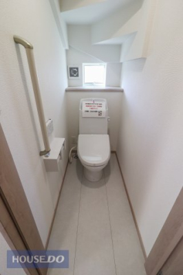 �g�C�� �y�g�C���z�������g�[�֍��t���B�Q�ӏ�����̂ŁA�Z�������ł����S��ق��ƈꑧ����v���C�x�[�g��Ԃ͍L�߂̐݌v�ƂȂ��Ă���܂��B