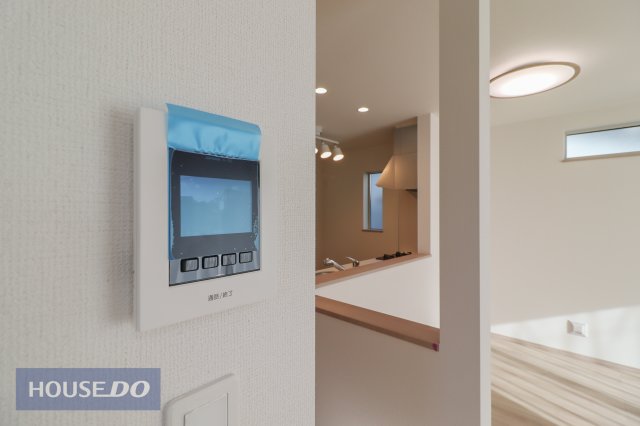  �yTV�C���^�[�z���z�^��@�\�t���ŁA�h�Ə�͂������A���͂����Ȃǂ̔c���ɂ��֗��B