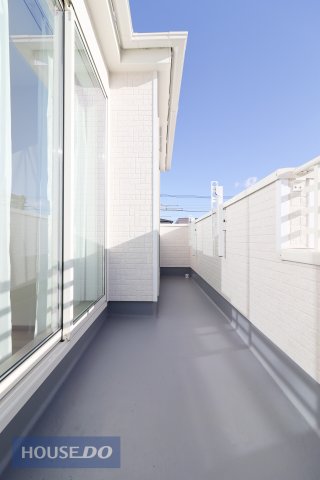 �o���R�j�[ �y�o���R�j�[�z�L�X�o���R�j�[�ł��z�c����󕨂��������񊱂��邾���łȂ��A���͂̎������C�ɂ����Ƀv���C�x�[�g�Ȏ��Ԃ��߂��������b�N�X��ԂƂ��Ă��g���܂��ˁ�