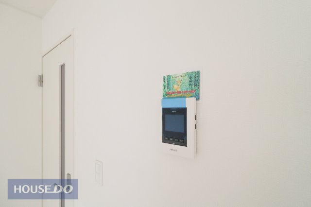  �yTV�C���^�[�z���z�J���[�̘^��@�\�t���ŁA�s�ݎ��̗��K�҂��m�F�\�B�h�Ə�͂������A���͂����Ȃǂ̔c���ɂ��֗��I