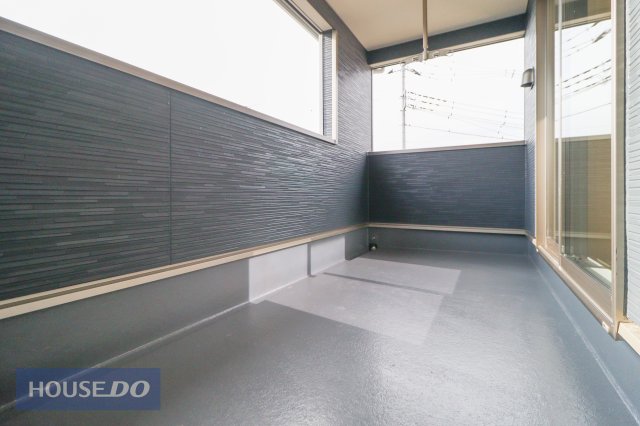 �o���R�j�[ �y�o���R�j�[�z�L�X�o���R�j�[�ł��z�c����󕨂��������񊱂��邾���łȂ��A���͂̎������C�ɂ����Ƀv���C�x�[�g�Ȏ��Ԃ��߂��������b�N�X��ԂƂ��Ă��g���܂��ˁ�