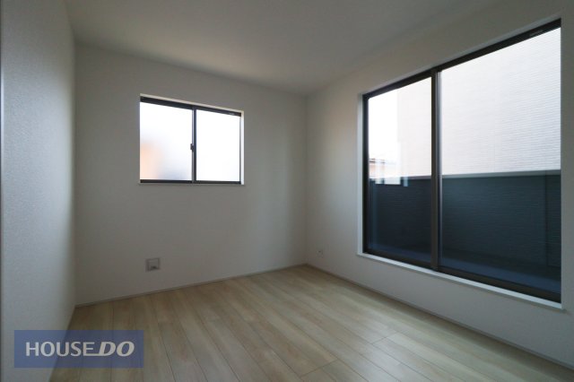 �Q�� �y�Q���z���n�����ʐ^�B���邢�̌��̓����Q���ł��B