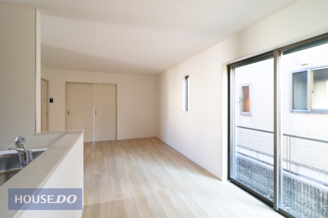 ���r���O ��؂ȉƑ��Ɖ߂����ꏊ������A�K������ލL������������m�ہ���������̗ǂ����r���O�́A�d�C��̐ߖ�A���󕨂̊����A�J�r�̗}���A���N���i�ȂǁA�����̃����b�g������܂��I