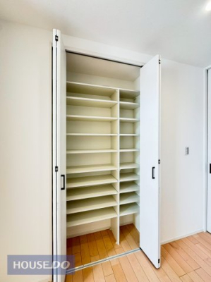 ���[ �_�C�j���O�����[