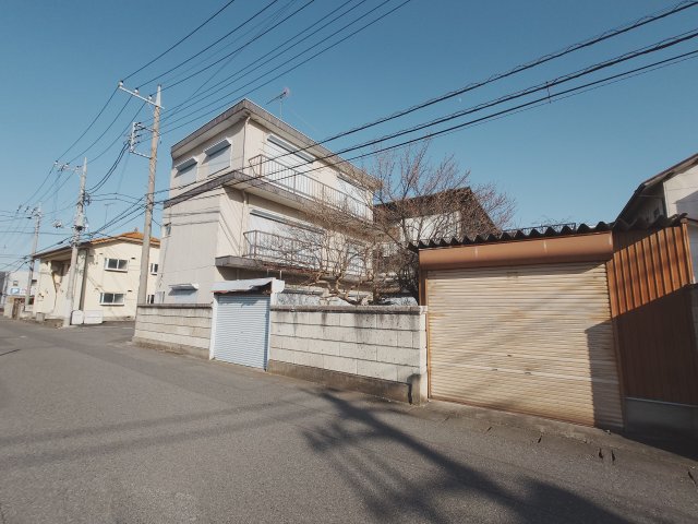 ���n�y�n�ʐ^ �R�K���Ă̊�����������B�����n���ɂȂ�܂��B