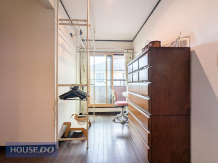 ���̑� �Q�K�̋��p�X�y�[�X�́A�L���Ăf�n�n�c�@���ו���T�����[���̂悤�Ȍ`�ŕ������ł��s�����Ⴄ�I