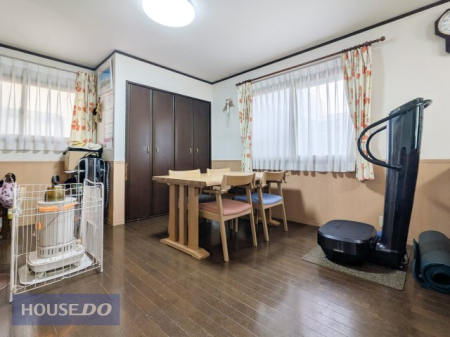 ���̑����� �Ȃ�Ƃ����Ă��L���̂ŁA�l�X�ȉƋ��z�u�ł���̂�GOOD