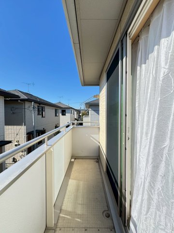 �o���R�j�[ �y�o���R�j�[�z�L�X�o���R�j�[�ł��z�c����󕨂��������񊱂��邾���łȂ��A���͂̎������C�ɂ����Ƀv���C�x�[�g�Ȏ��Ԃ��߂��������b�N�X��ԂƂ��Ă��g���܂��ˁ�