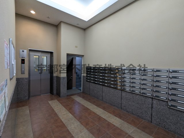 �G���g�����X �G���x�[�^�[����@�G���g���X�ɂȂ�܂��B