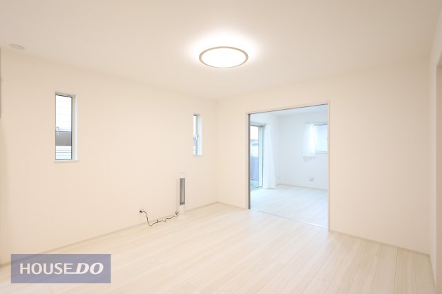  �y�_�C�j���O�z�J�E���^�[�L�b�`���ŉƑ��ƂȂ���y�������ԁ����邢�z�˂����������ރ_�C�j���O�͎����̂��������f���܂��ˁ��Ƒ��ł��낰��_�C�j���O�ł��B