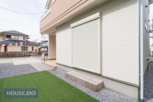  �y�h�Ɛݔ��z�h�Ɩʂ����łȂ��A�f�M��h�����ʂ����҂ł���V���b�^�[�t�I