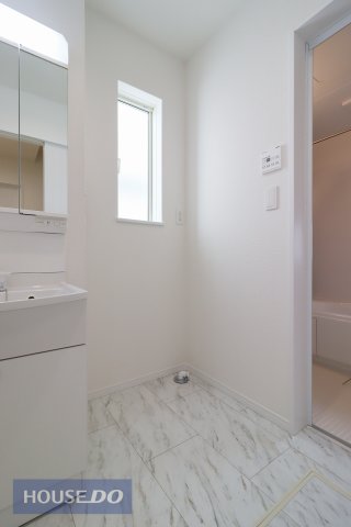  �y�����h���[�X�y�[�X�z�Ǝ������Ȃǎg�����肪�悭�A�����󂪂��₷���ł��ˁB