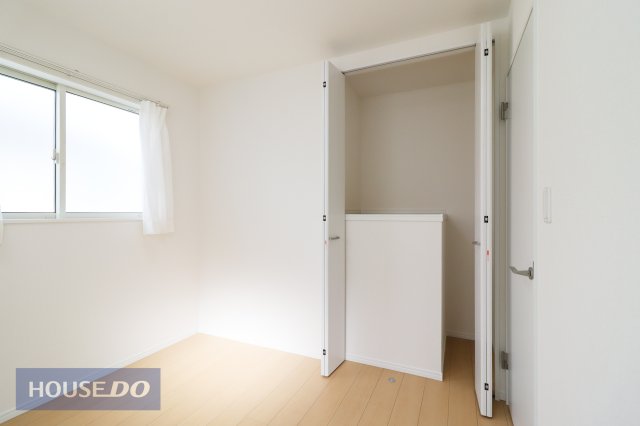 ���[ �y���[�z�e�����ɂ���������[�����Ă���̂ŁA�ו��������Ă����S�ł��ˁI���������L���g�����߂ɂ����[�X�y�[�X�͕K�v�ł��B