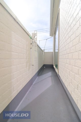 �o���R�j�[ �y�o���R�j�[�z�L�X�o���R�j�[�ł��z�c����󕨂��������񊱂��邾���łȂ��A���͂̎������C�ɂ����Ƀv���C�x�[�g�Ȏ��Ԃ��߂��������b�N�X��ԂƂ��Ă��g���܂��ˁ�