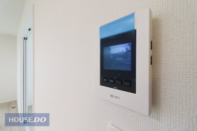  �yTV�C���^�[�z���z�^��@�\�t���ŁA�h�Ə�͂������A���͂����Ȃǂ̔c���ɂ��֗��B