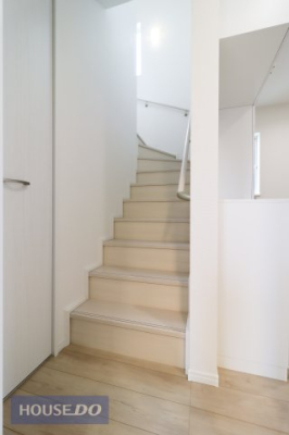 ���̑����� �y�����z�K�i�͎肷�������D�w���񂩂炨�q�l�⍂��҂����S�ł��B�܂��A�̂ڂ�₷���悤�Ɉ�i�̉��s�����L���݌v����Ă���܂��B