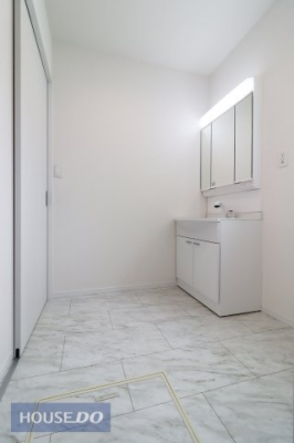  �y�E�ߏ��z���ʒE�ߏ��͂������Ƃ����X�y�[�X�Ŏg���₷���ł��B