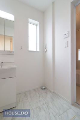  �y�����h���[�X�y�[�X�z�Ǝ������Ȃǎg�����肪�悭�A�����󂪂��₷���ł��ˁB