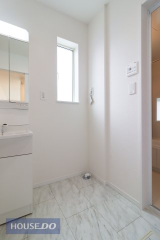  �y�����h���[�X�y�[�X�z�Ǝ������Ȃǎg�����肪�悭�A�����󂪂��₷���ł��ˁB