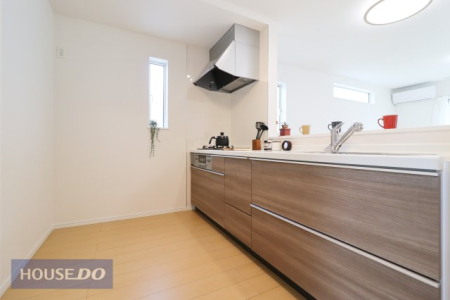 �L�b�`�� �y�L�b�`���z���|�������N���N�ȃV�X�e���L�b�`���B�򐅋@�\�����p�\�B�Ƒ��̉�b���e�ރJ�E���^�[�L�b�`���͏����Ȃ��q�l�����Ă����S���Ē������o���܂��I