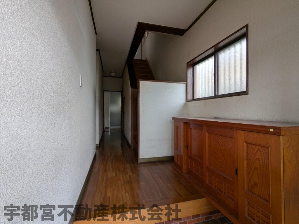 ���̑����� �؂̂ʂ�����������闎�����������ւł��B��^�̃V���[�Y�{�b�N�X����������A�U�炩�肪���Ȍ��֐����������ۂĂ܂��B������̎��R�����������ށA���邭�J���I�ȋ�Ԃł��B