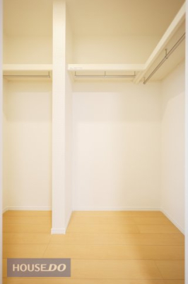 ���[ �y���[�z����������[�����Ă���܂��I�e�����ɂ���������[�����Ă���̂ŁA�ו��������Ă����S�ł��ˁI���������L���g�����߂ɂ����[�X�y�[�X�͕K�v�ł��B