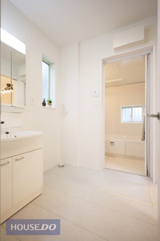  �y�E�ߏ��z���ʒE�ߏ��͂������Ƃ����X�y�[�X�Ŏg���₷���ł��B