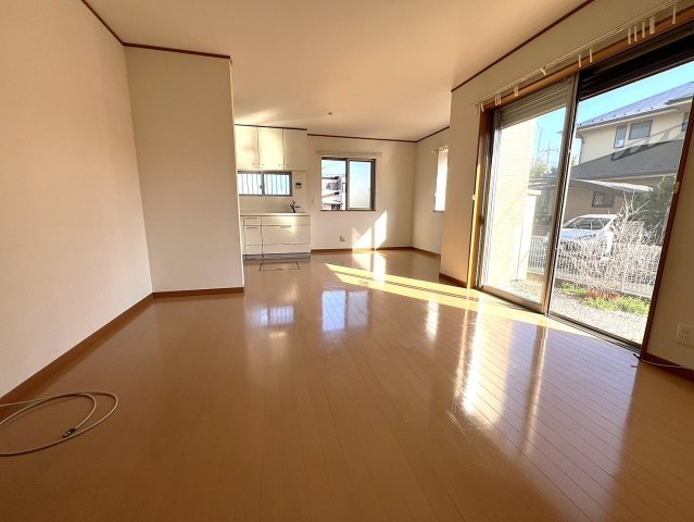 ���r���O ���邢���r���O�ł�