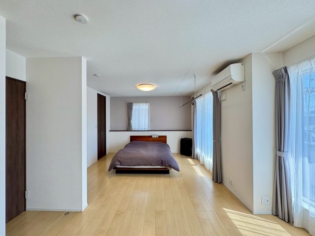 ���̑����� 2�K�����m���͍L�X14���B�Ԏd�؂�ǐݒu�łQ�����ɕ����邱�Ƃ��\�ł��B