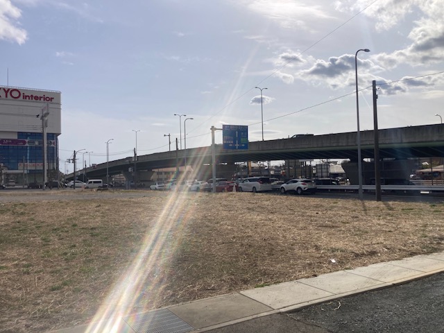 ���n�y�n�ʐ^ �~�n�ʐ�100�؈ȏゾ���炱���ł���3�`4�䕪�ȏ�̕��񒓎ԏ�A�{�i�I�ȉƒ�؉��Ȃǖ����L����܂��ˁ�