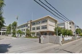 ���ӊ� �y���w�Z�z�F�s�{�s���{�̌����w�Z�܂�881��